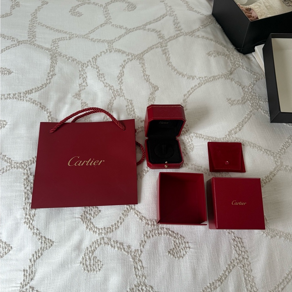 Cartier Gift Box (Ring Jewelry Box and Bag)